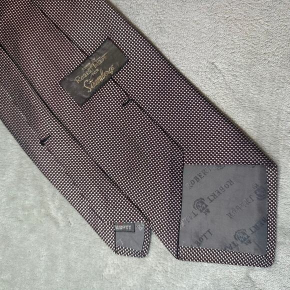 Robert Talbott Strombergs Foulard Geometric Silk Tie 3.75x59.25 Designer Necktie - Picture 3 of 7